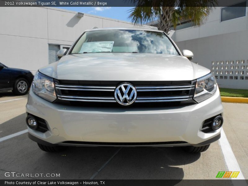 White Gold Metallic / Beige 2012 Volkswagen Tiguan SE