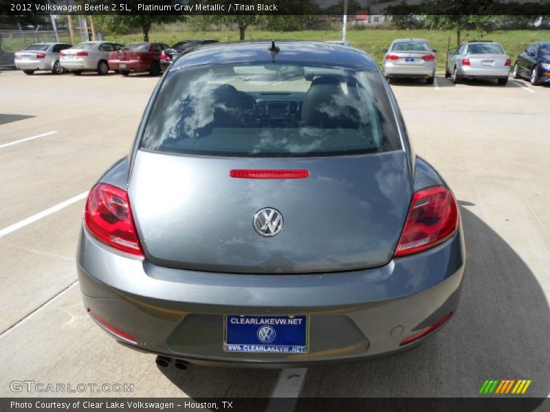 Platinum Gray Metallic / Titan Black 2012 Volkswagen Beetle 2.5L