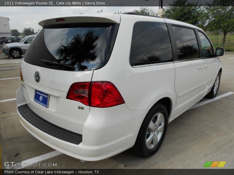 Calla Lily White / Sierra Stone 2011 Volkswagen Routan SE