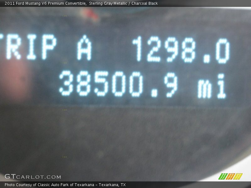 Sterling Gray Metallic / Charcoal Black 2011 Ford Mustang V6 Premium Convertible
