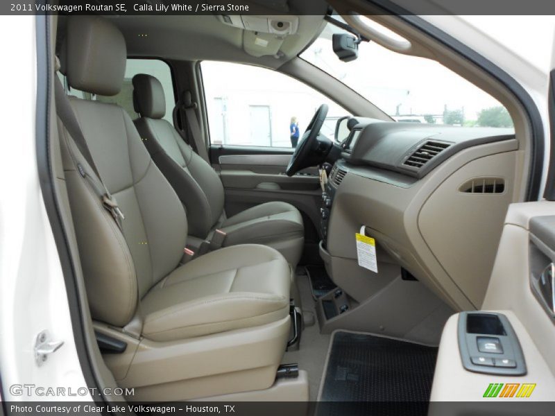 Calla Lily White / Sierra Stone 2011 Volkswagen Routan SE