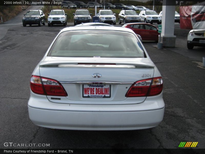 Aspen White / Beige 2000 Infiniti I 30