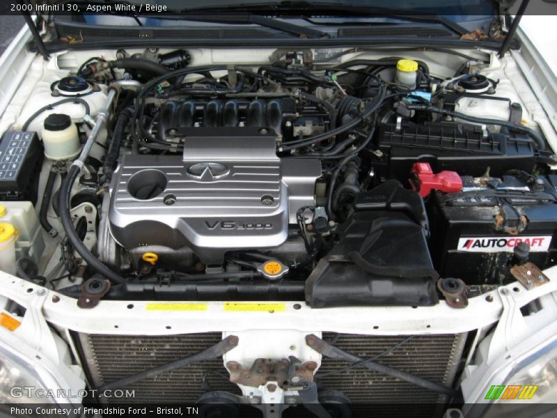 Aspen White / Beige 2000 Infiniti I 30