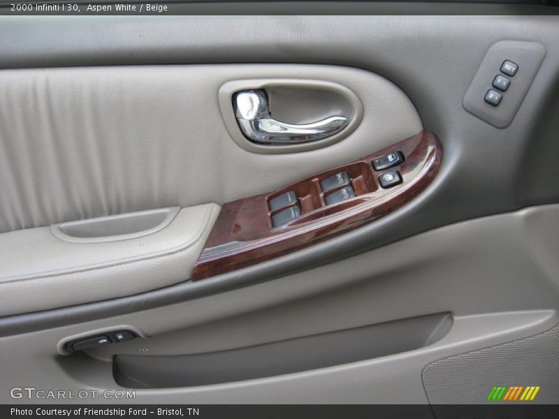 Aspen White / Beige 2000 Infiniti I 30