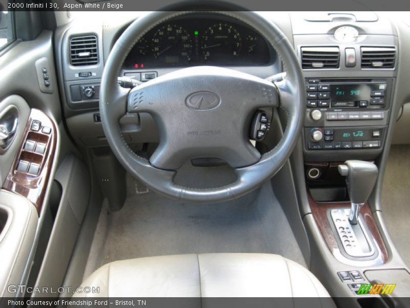 Aspen White / Beige 2000 Infiniti I 30