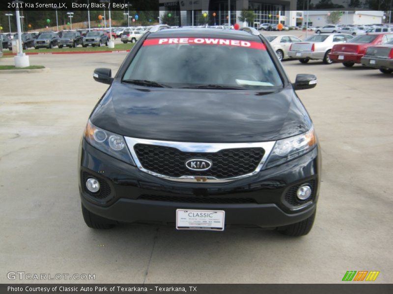 Ebony Black / Beige 2011 Kia Sorento LX