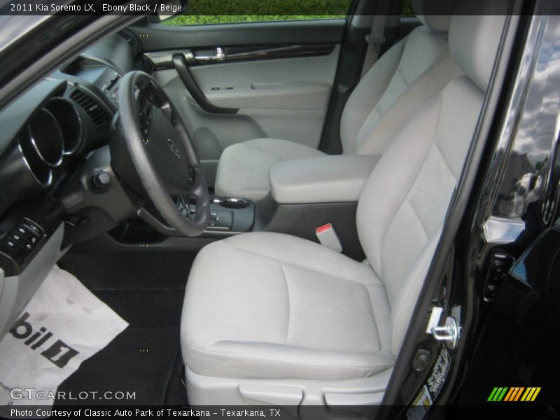 Ebony Black / Beige 2011 Kia Sorento LX