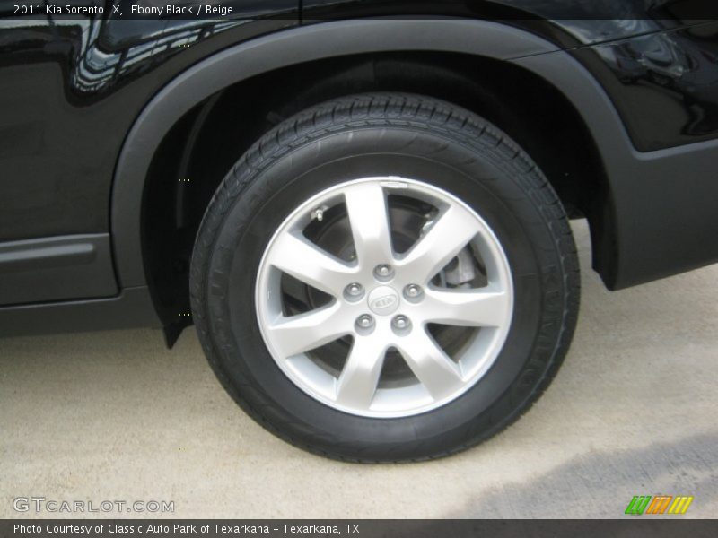 Ebony Black / Beige 2011 Kia Sorento LX
