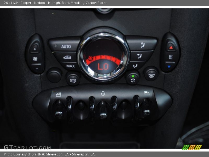 Controls of 2011 Cooper Hardtop