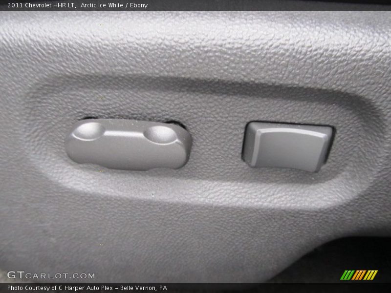 Arctic Ice White / Ebony 2011 Chevrolet HHR LT