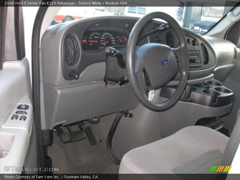 Oxford White / Medium Flint 2008 Ford E Series Van E150 Passenger