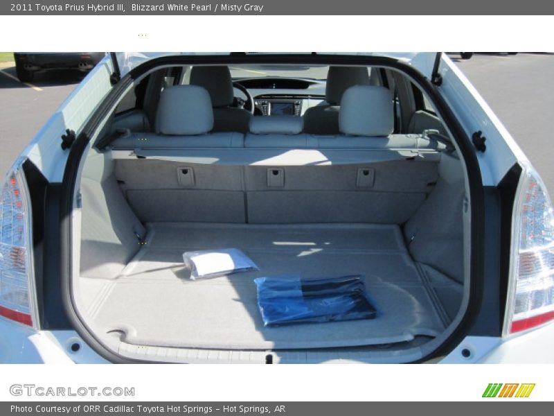 Blizzard White Pearl / Misty Gray 2011 Toyota Prius Hybrid III