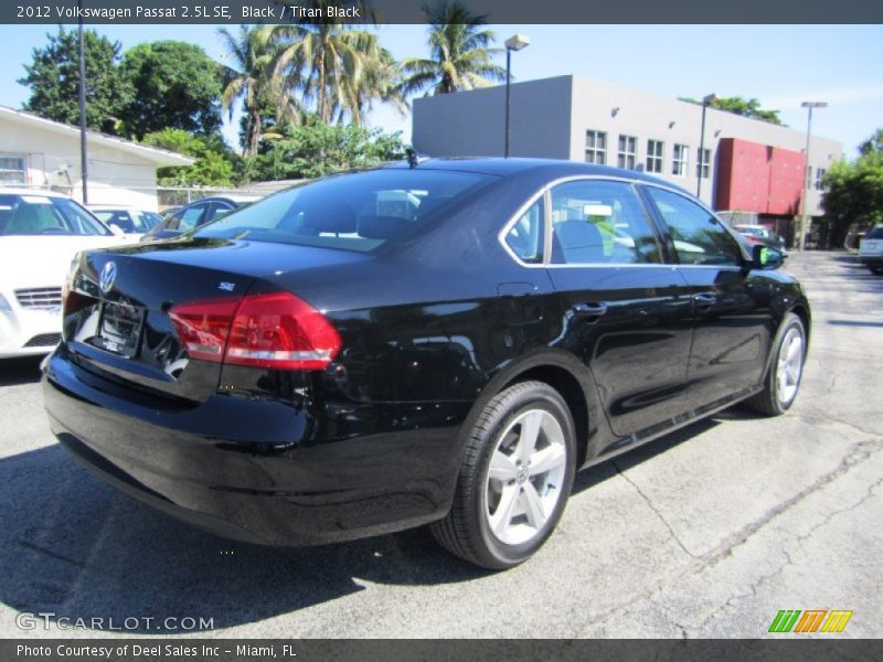 Black / Titan Black 2012 Volkswagen Passat 2.5L SE