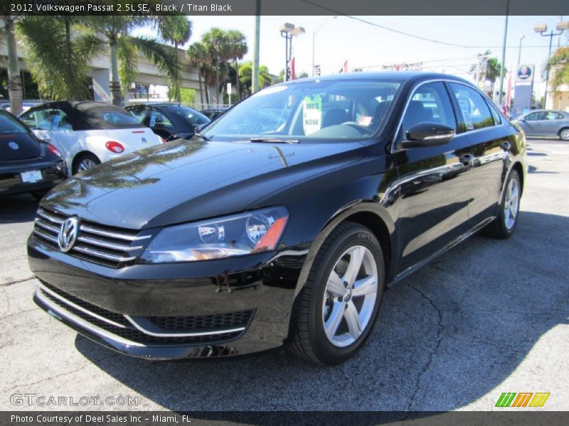 Black / Titan Black 2012 Volkswagen Passat 2.5L SE