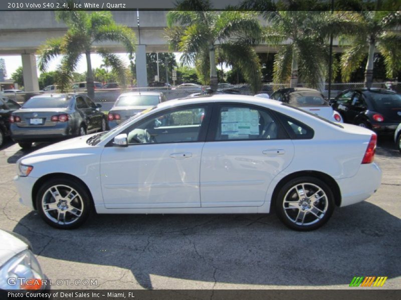 Ice White / Quartz 2010 Volvo S40 2.4i