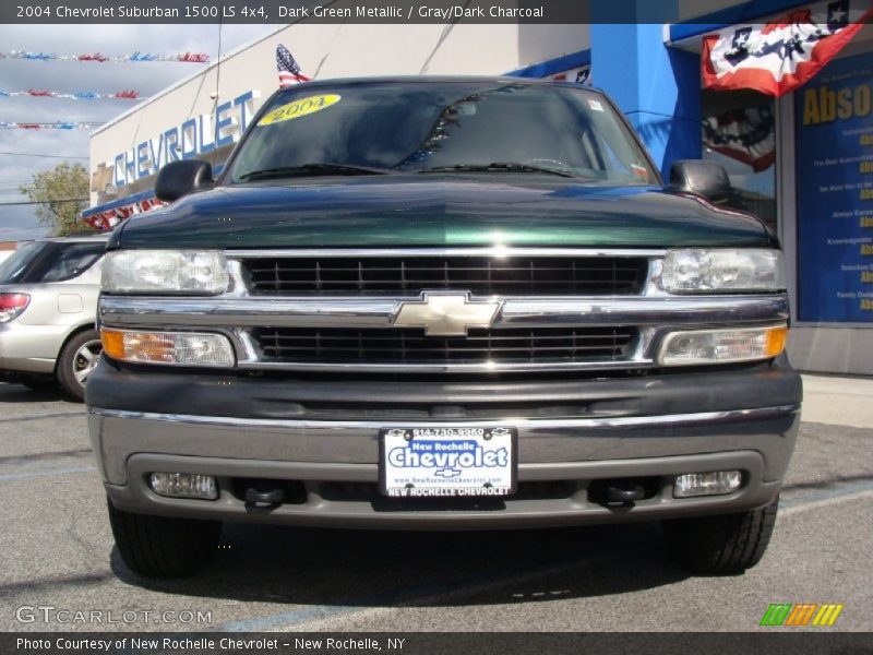 Dark Green Metallic / Gray/Dark Charcoal 2004 Chevrolet Suburban 1500 LS 4x4