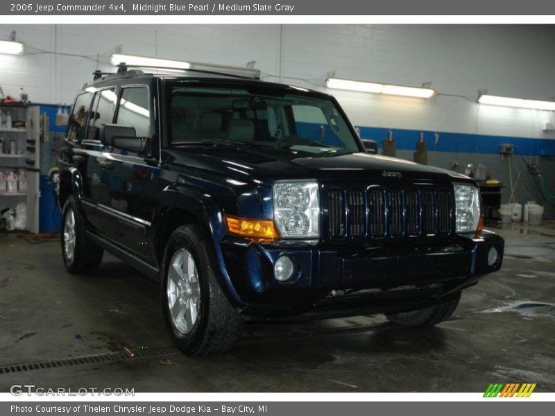 Midnight Blue Pearl / Medium Slate Gray 2006 Jeep Commander 4x4