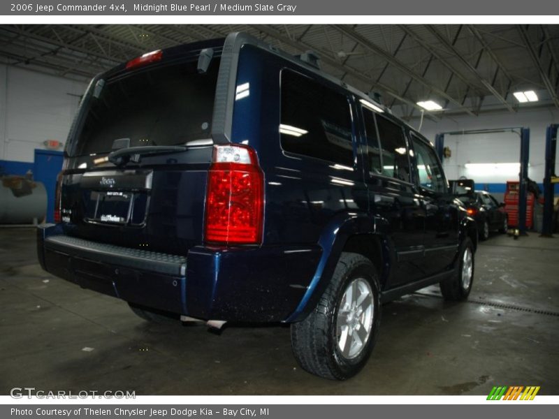 Midnight Blue Pearl / Medium Slate Gray 2006 Jeep Commander 4x4