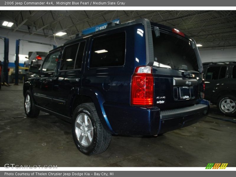 Midnight Blue Pearl / Medium Slate Gray 2006 Jeep Commander 4x4