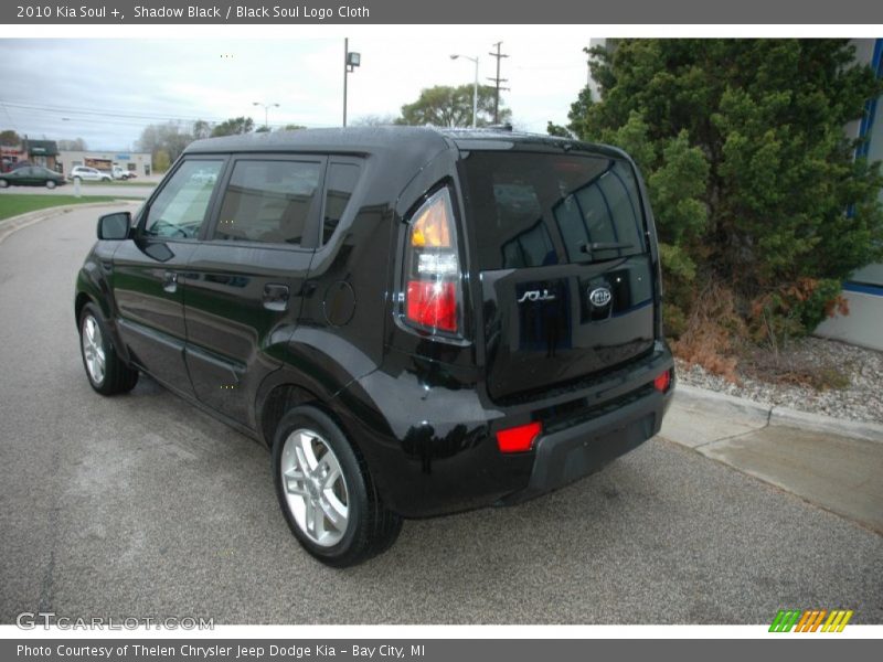 Shadow Black / Black Soul Logo Cloth 2010 Kia Soul +