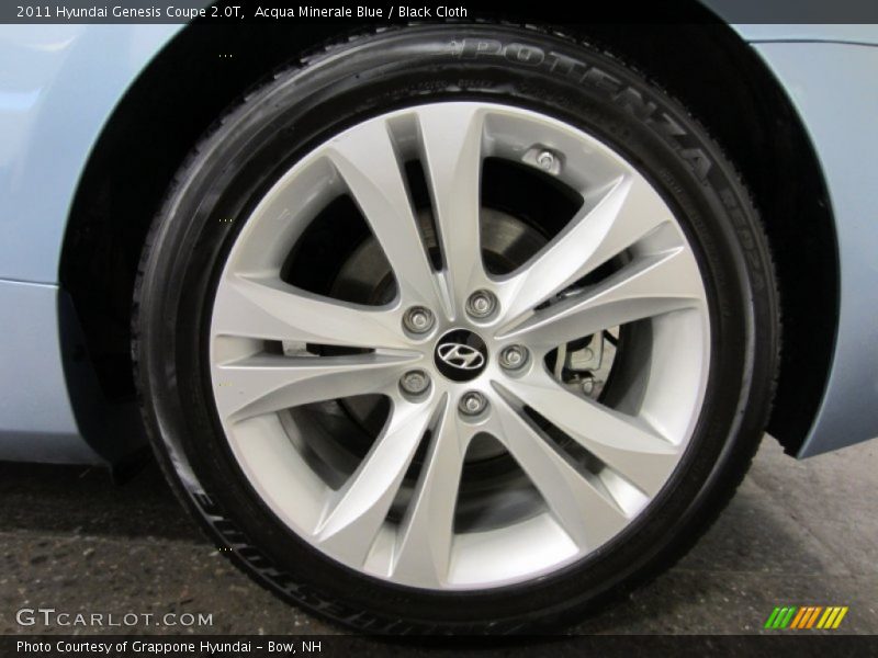 Acqua Minerale Blue / Black Cloth 2011 Hyundai Genesis Coupe 2.0T