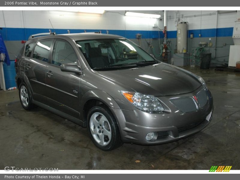 Moonstone Gray / Graphite Black 2006 Pontiac Vibe