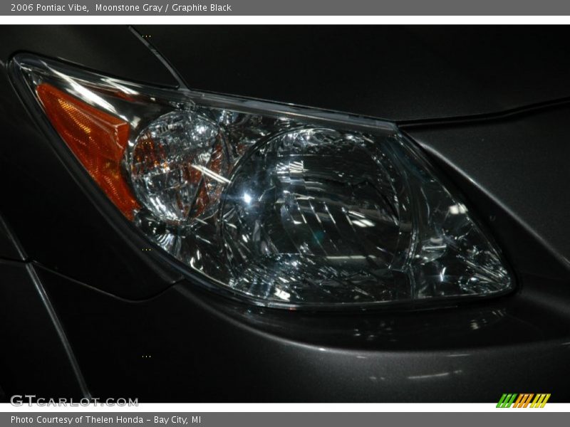 Moonstone Gray / Graphite Black 2006 Pontiac Vibe