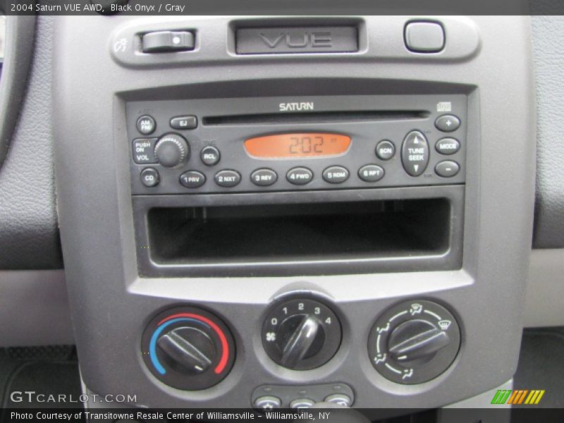 Black Onyx / Gray 2004 Saturn VUE AWD