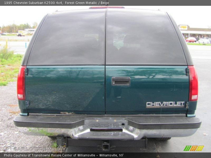  1995 Suburban K2500 4x4 Forest Green Metallic