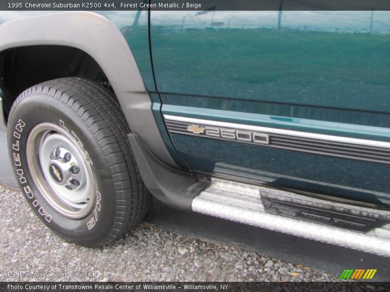 Forest Green Metallic / Beige 1995 Chevrolet Suburban K2500 4x4