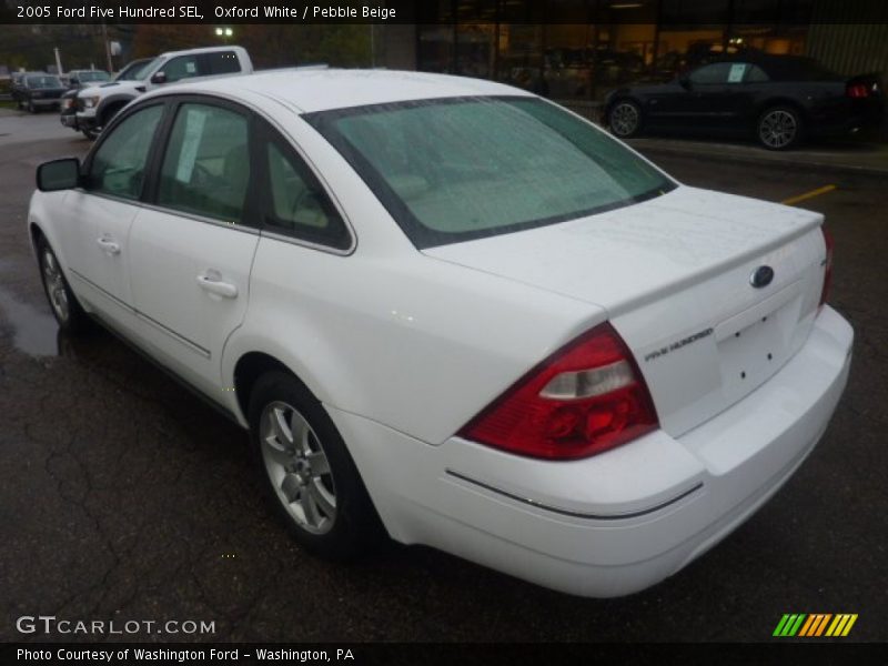 Oxford White / Pebble Beige 2005 Ford Five Hundred SEL