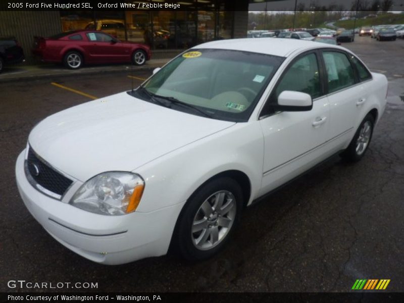Oxford White / Pebble Beige 2005 Ford Five Hundred SEL