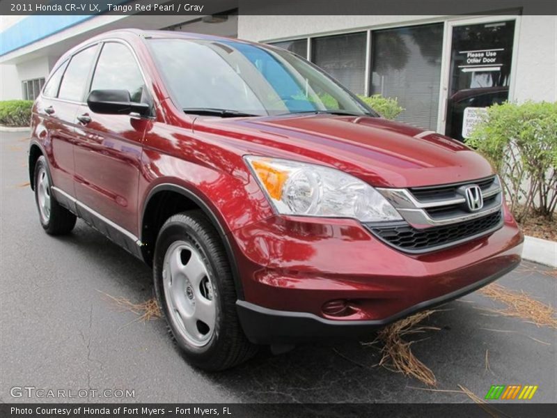 Front 3/4 View of 2011 CR-V LX