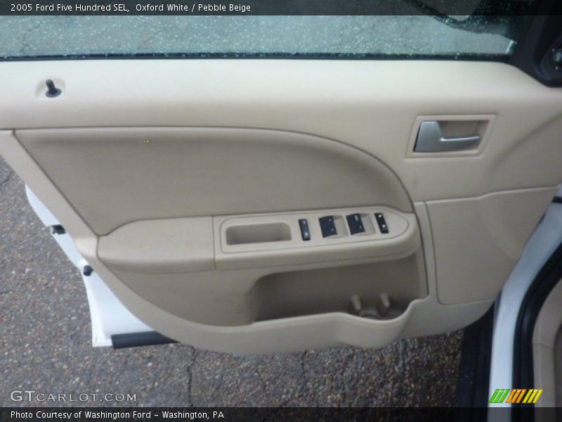 Oxford White / Pebble Beige 2005 Ford Five Hundred SEL