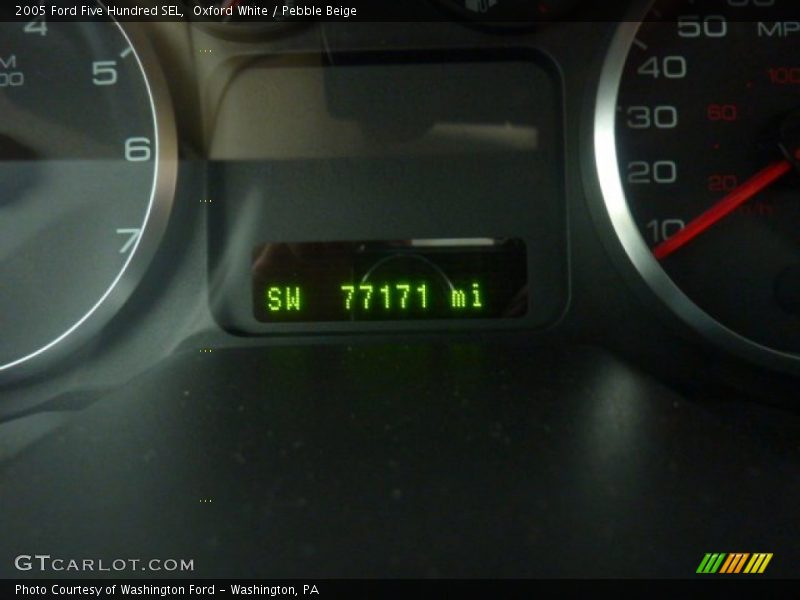 Oxford White / Pebble Beige 2005 Ford Five Hundred SEL