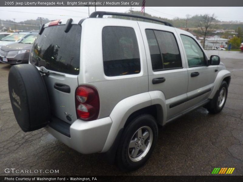 Bright Silver Metallic / Medium Slate Gray 2005 Jeep Liberty Renegade 4x4