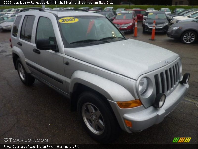 Bright Silver Metallic / Medium Slate Gray 2005 Jeep Liberty Renegade 4x4