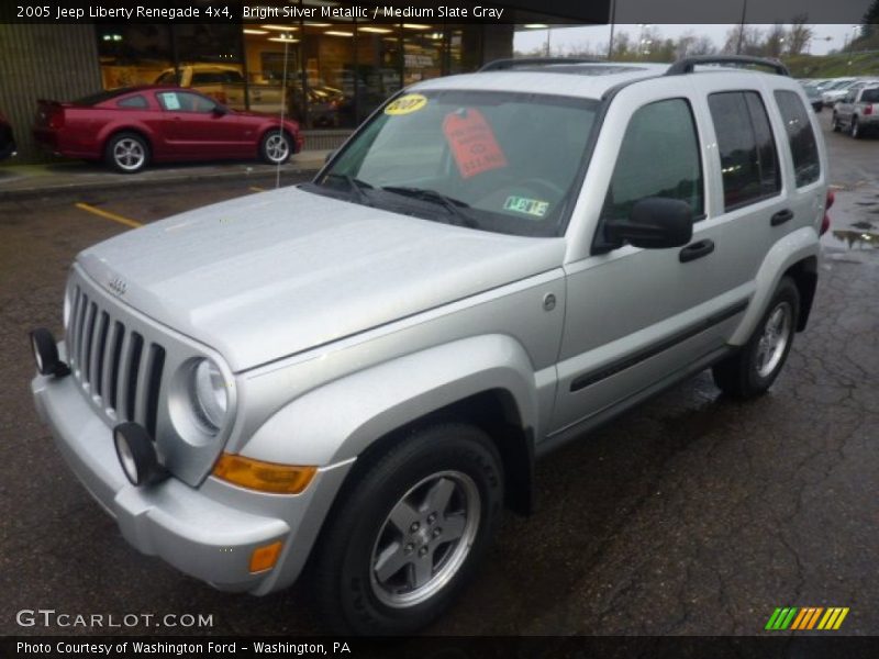 Bright Silver Metallic / Medium Slate Gray 2005 Jeep Liberty Renegade 4x4