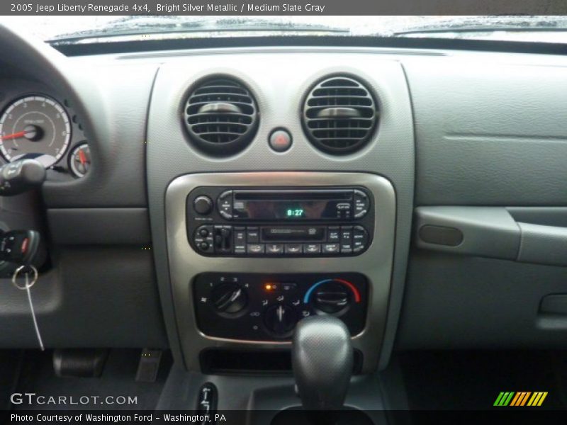 Bright Silver Metallic / Medium Slate Gray 2005 Jeep Liberty Renegade 4x4