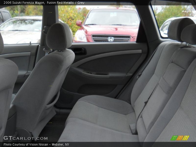 Fusion Red Metallic / Grey 2006 Suzuki Forenza Wagon