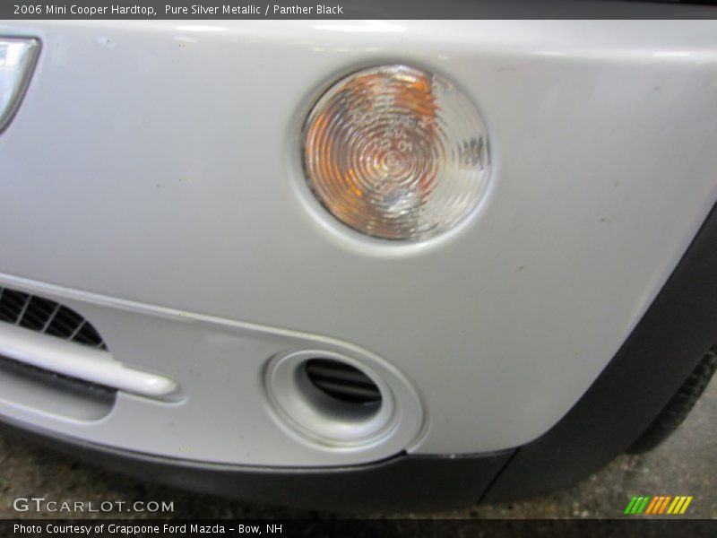 Pure Silver Metallic / Panther Black 2006 Mini Cooper Hardtop