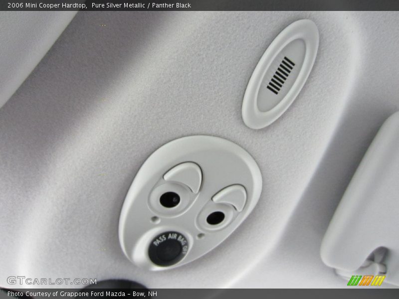 Pure Silver Metallic / Panther Black 2006 Mini Cooper Hardtop
