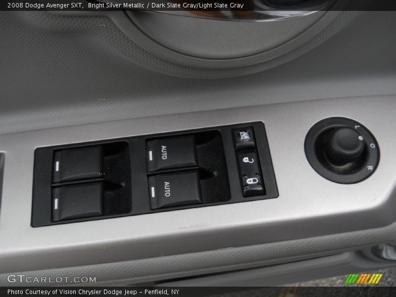 Bright Silver Metallic / Dark Slate Gray/Light Slate Gray 2008 Dodge Avenger SXT