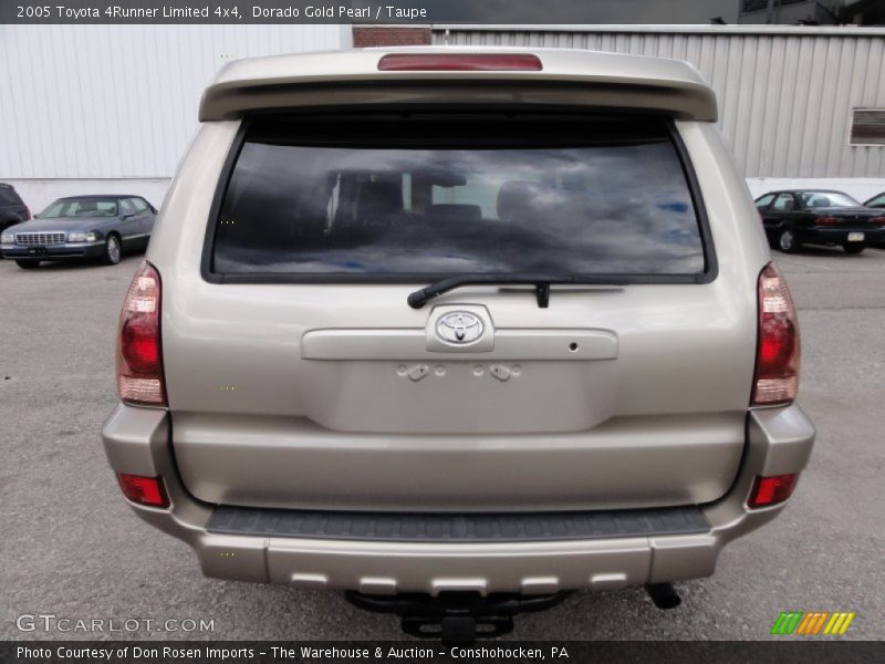 Dorado Gold Pearl / Taupe 2005 Toyota 4Runner Limited 4x4