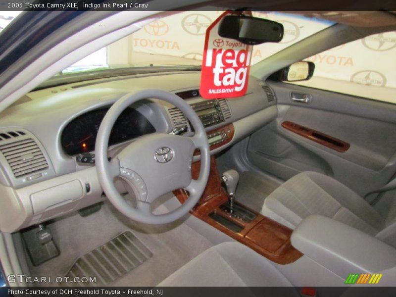 Indigo Ink Pearl / Gray 2005 Toyota Camry XLE