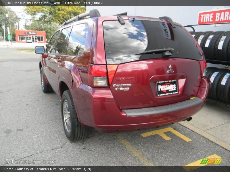 Ultra Red Pearl / Black 2007 Mitsubishi Endeavor SE AWD