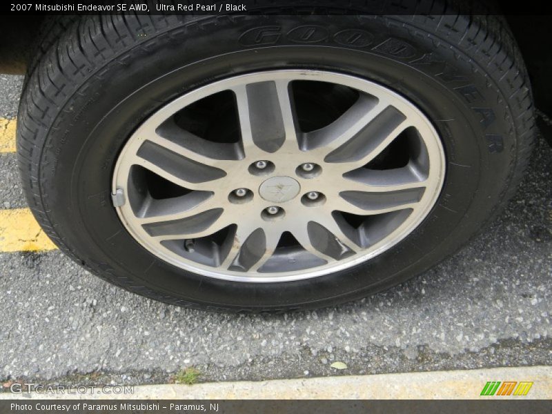 Ultra Red Pearl / Black 2007 Mitsubishi Endeavor SE AWD