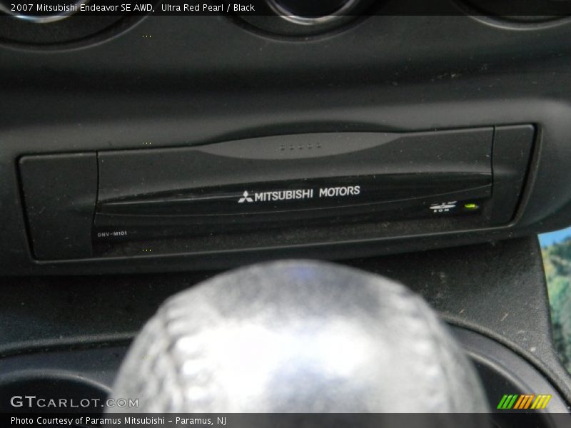 Ultra Red Pearl / Black 2007 Mitsubishi Endeavor SE AWD