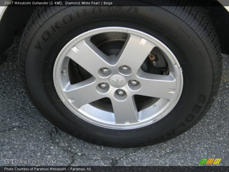 Diamond White Pearl / Beige 2007 Mitsubishi Outlander LS 4WD
