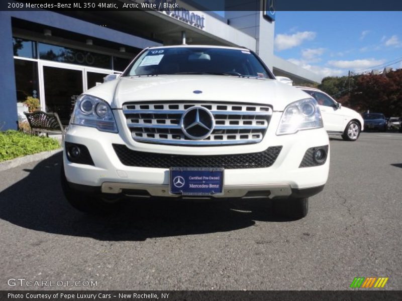 Arctic White / Black 2009 Mercedes-Benz ML 350 4Matic